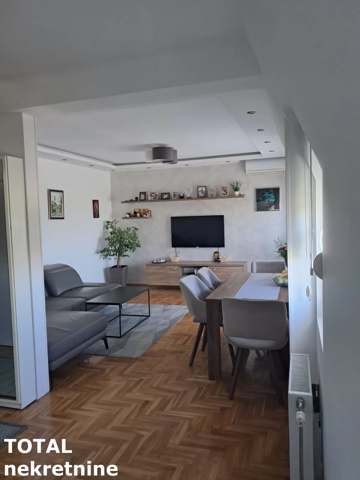 Stan,NOVI SAD,NOVA DETELINARA,kv: 97.00, € 275000, ID: 1102604 1
