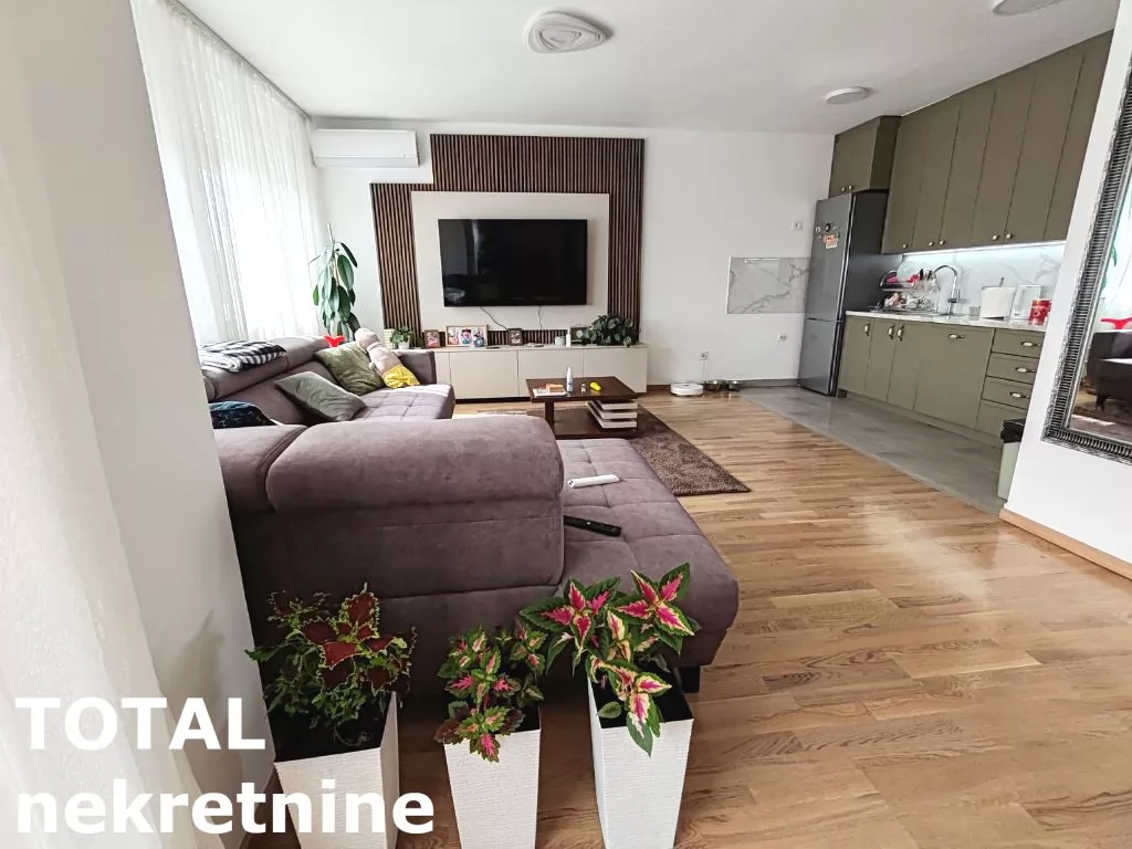 Stan,PETROVARADIN,PETROVARADIN,kv: 107.00, € 239500, ID: 1102494 5