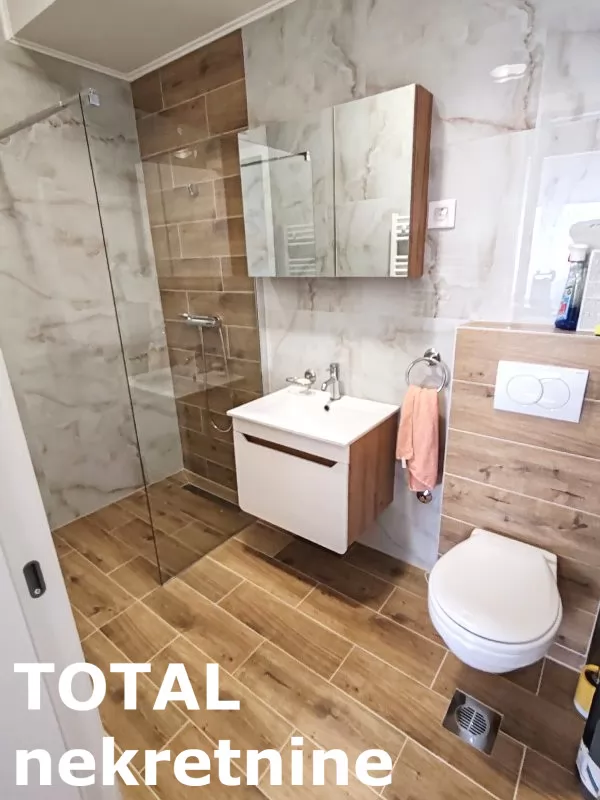 Stan,PETROVARADIN,PETROVARADIN,kv: 107.00, € 239500, ID: 1102494 6