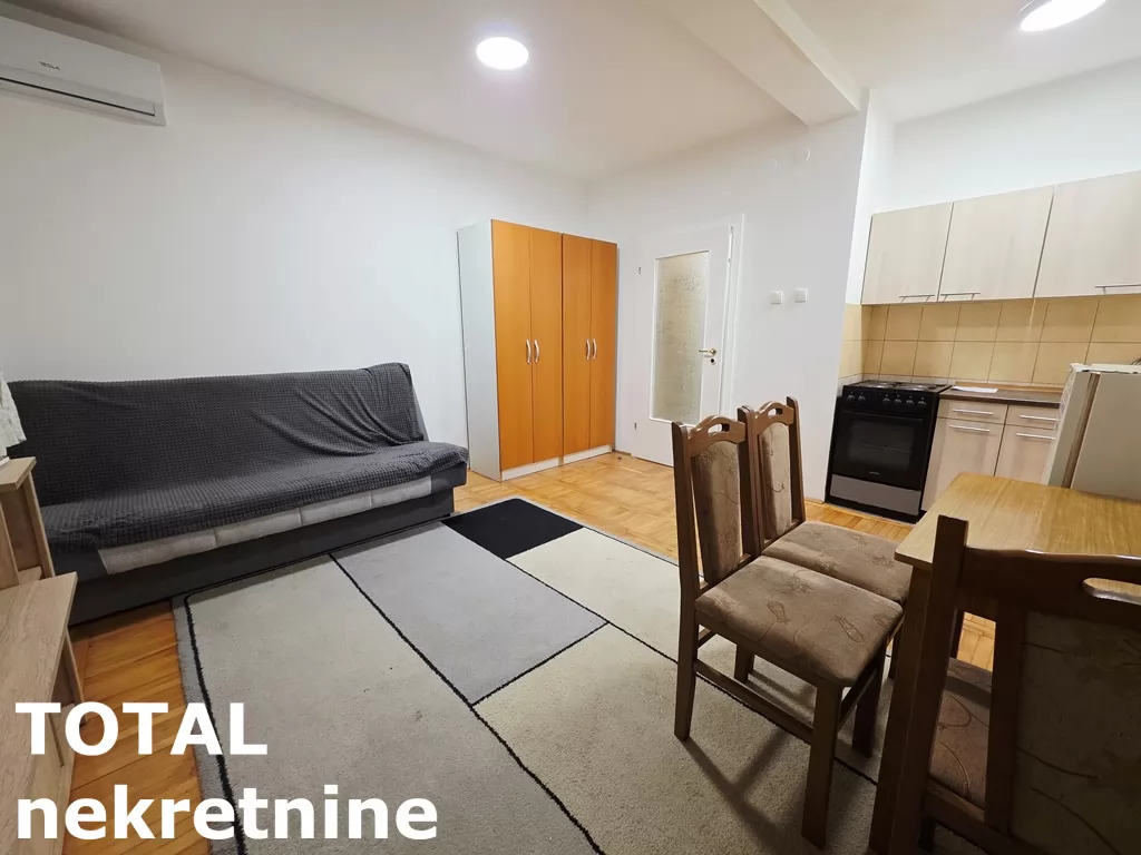 Stan,PETROVARADIN,PETROVARADIN,kv: 25.00, € 70000, ID: 1102380 2