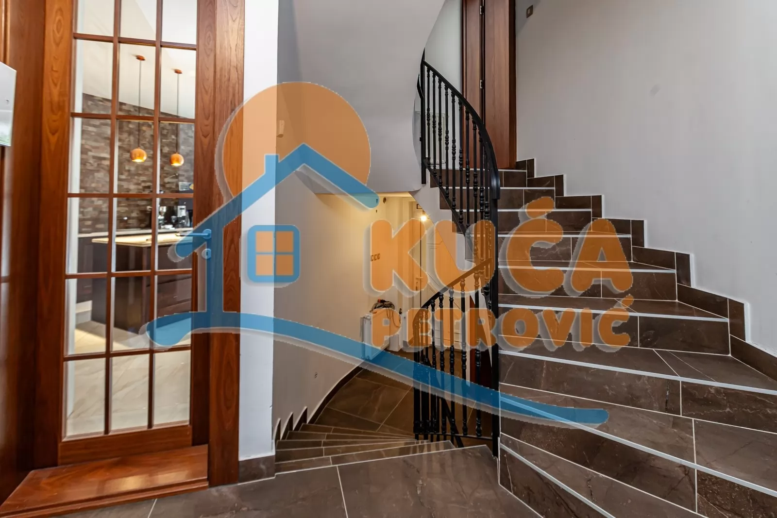četvorosobna kuća, 426 m2, Ćalije, Ruža ID: p-016494 23
