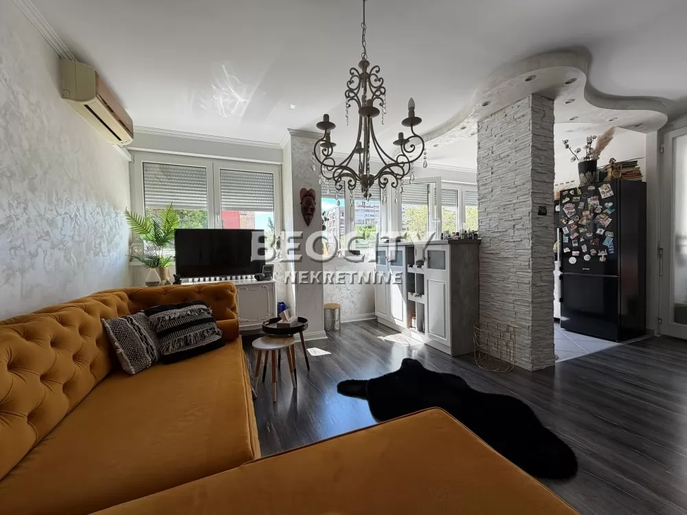 Dvosoban stan, 56 m2, Novi Sad, Bulevar kralja Petra I ID: 132487 1