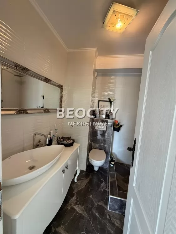 Dvosoban stan, 56 m2, Novi Sad, Bulevar kralja Petra I ID: 132487 8