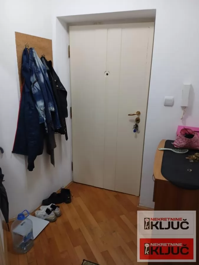 GRBAVICA IZDAJE SE NAMEŠTENA GARSONJERA 6