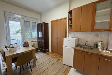 Renoviran 1 5 stan na Vračaru  Hadži Đerina  37m2 3