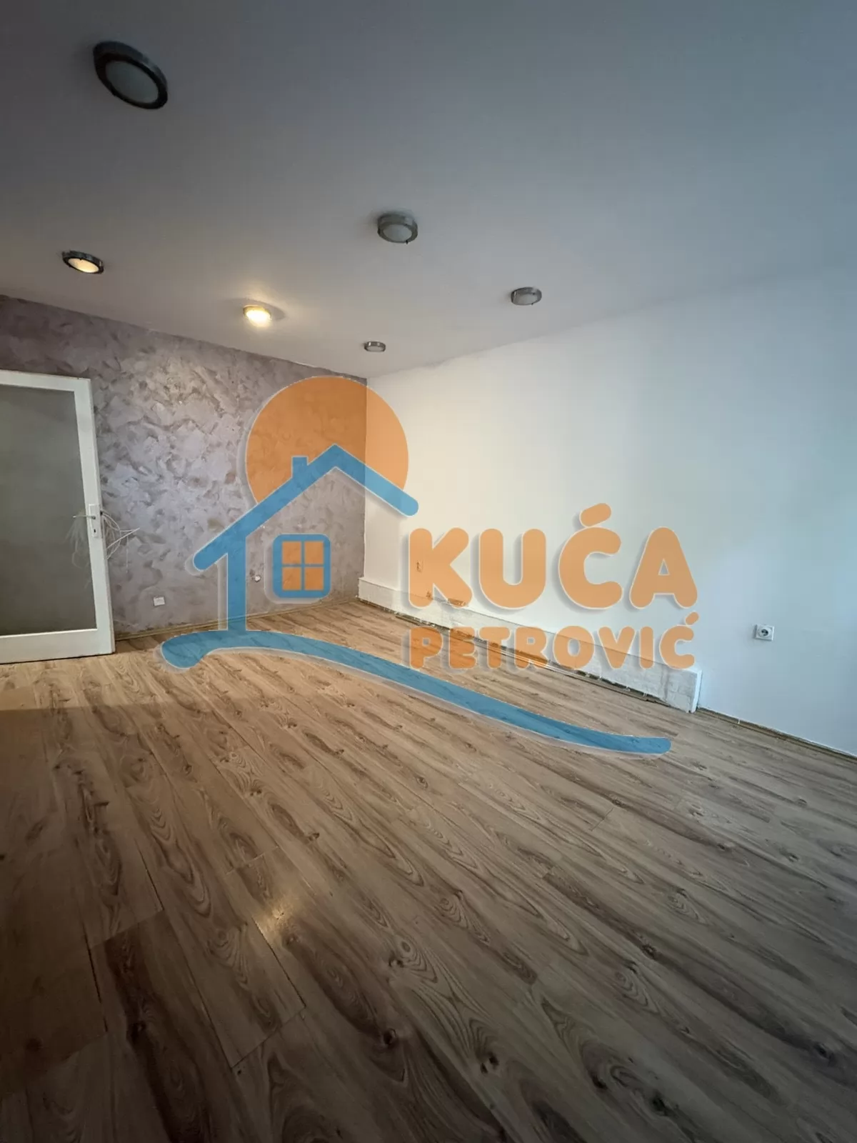 Trosoban stan, 68 m2, Bulevar Nemanjića, Maksima Gorkog ID: i-016495 13