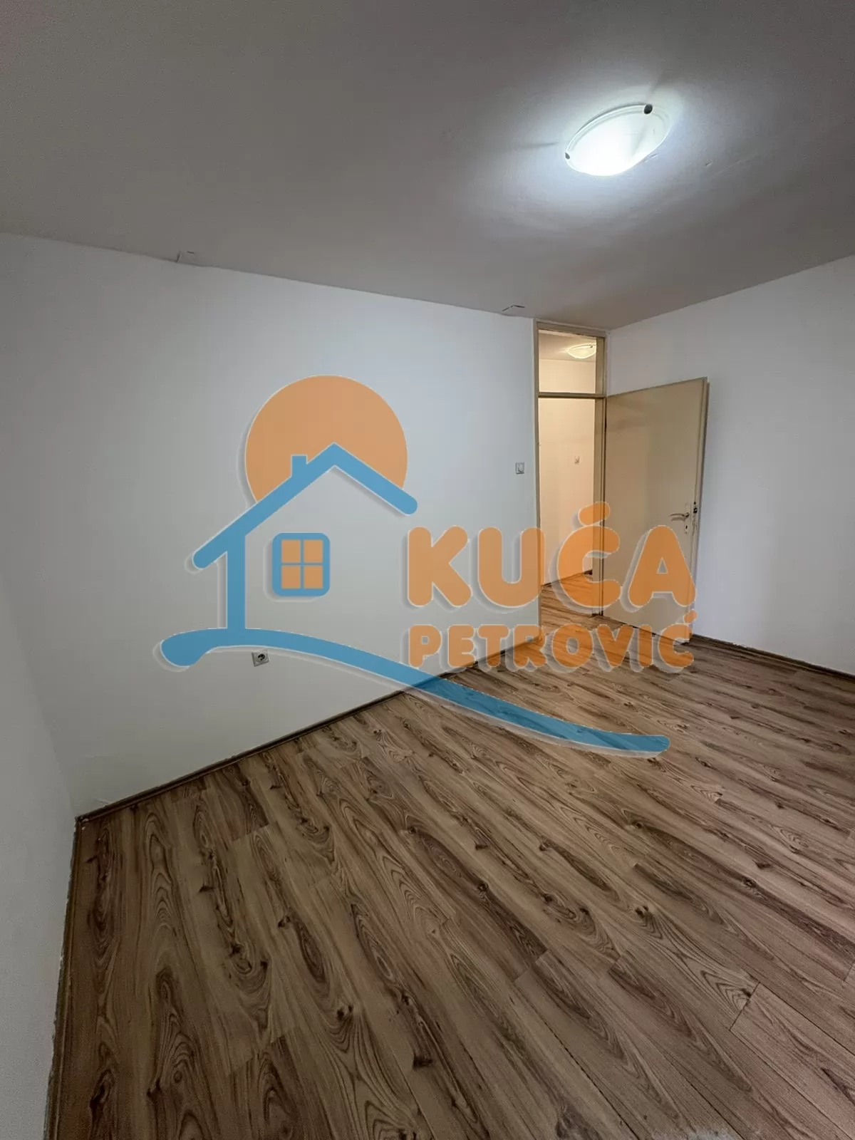 Trosoban stan, 68 m2, Bulevar Nemanjića, Maksima Gorkog ID: i-016495 3