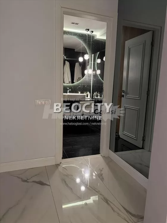 Trosoban stan, 87 m2, Centar, Zvečanska ID: 132281 13