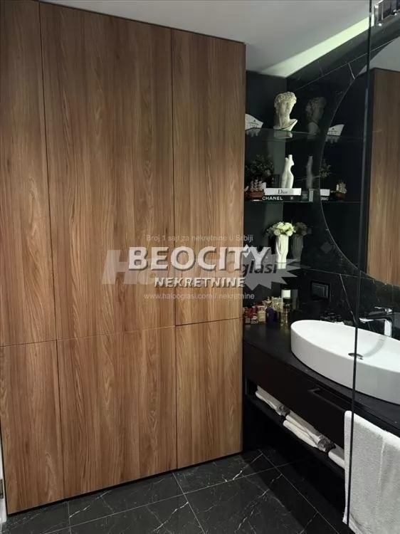Trosoban stan, 87 m2, Centar, Zvečanska ID: 132281 15