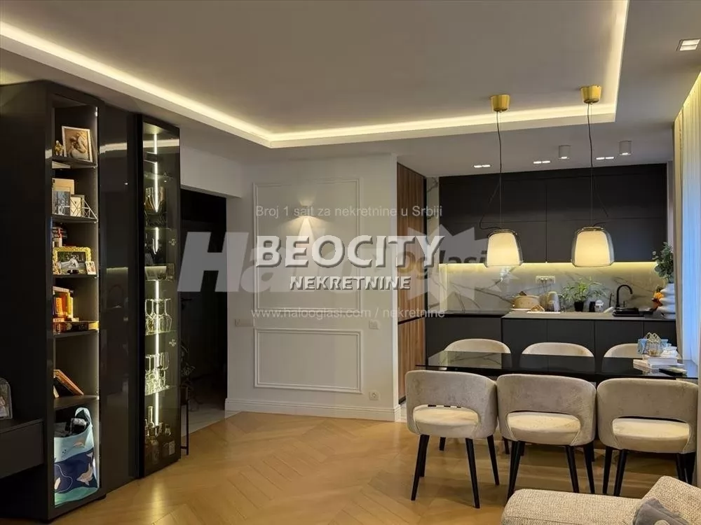 Trosoban stan, 87 m2, Centar, Zvečanska ID: 132281 3