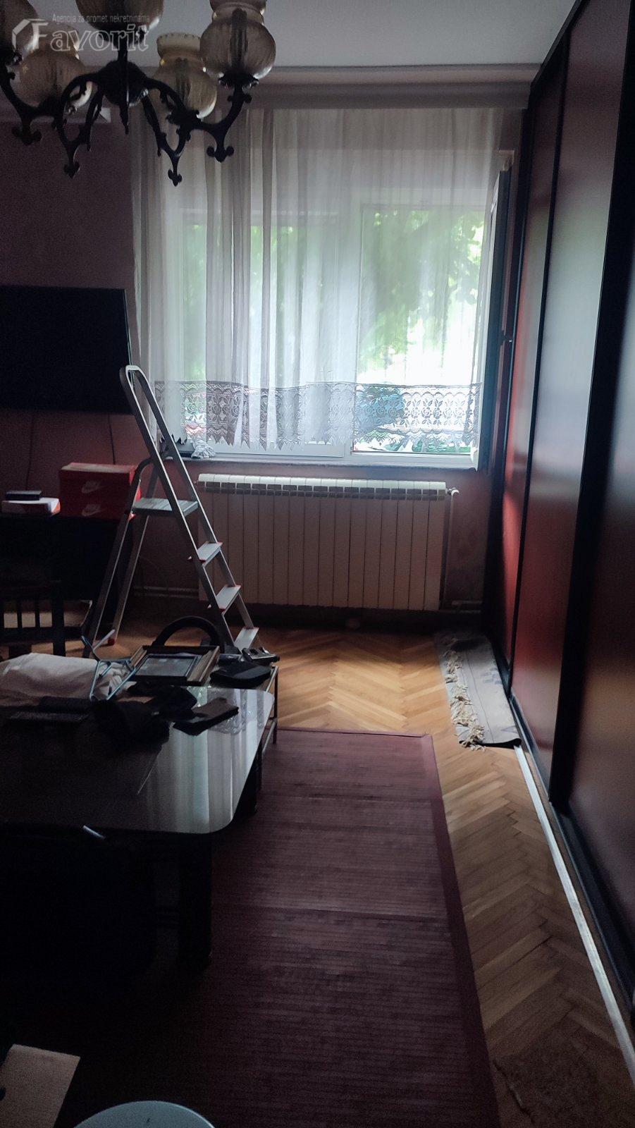 BRACE JERKOVIC, PIVA KARAMATIJEVICA, 48m2 5