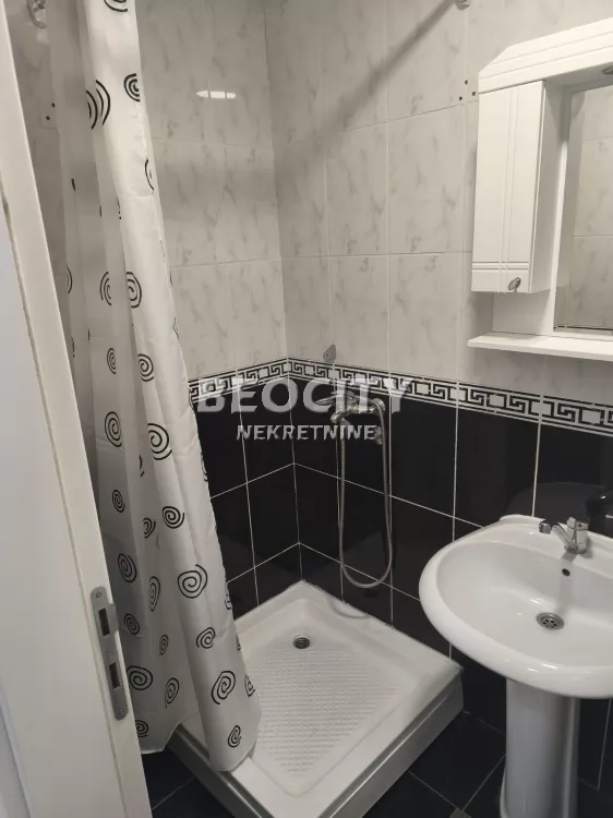 Jednosoban stan, 30 m2, Bulevar Evrope, Dalmatinska ID: 101503 9