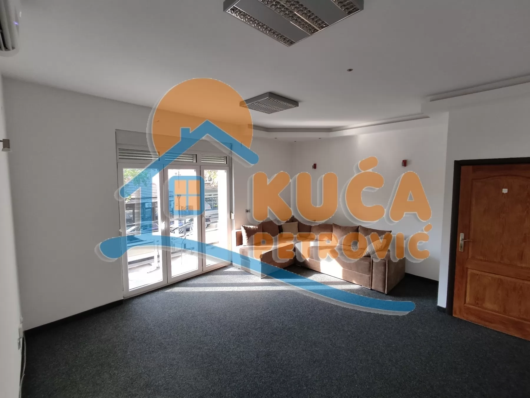 Lokal, 70 m2, Filozofski fakultet, Kralja Stefana Prvovenčanog ID: i-016499 2