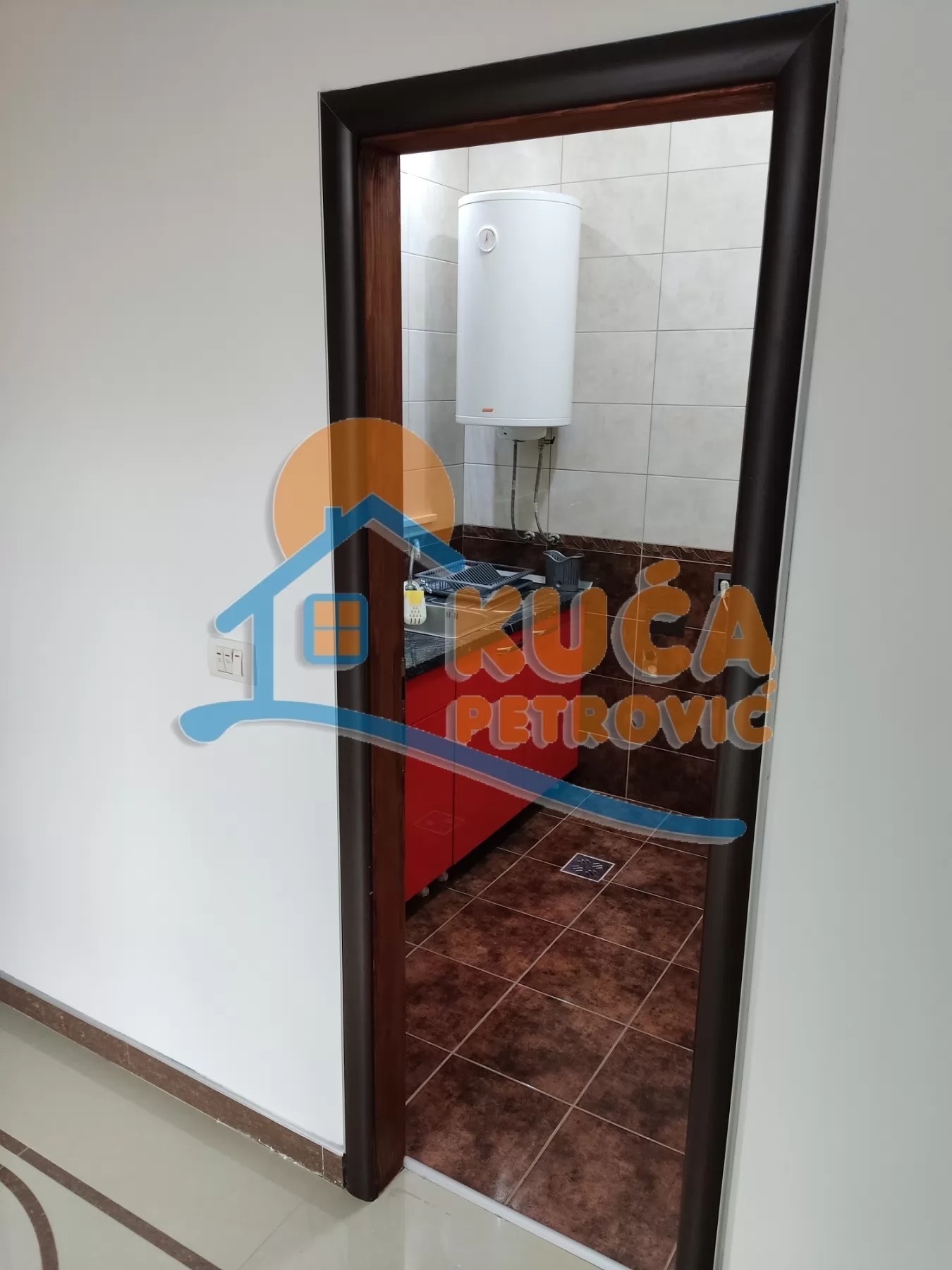 Lokal, 70 m2, Filozofski fakultet, Kralja Stefana Prvovenčanog ID: i-016499 7
