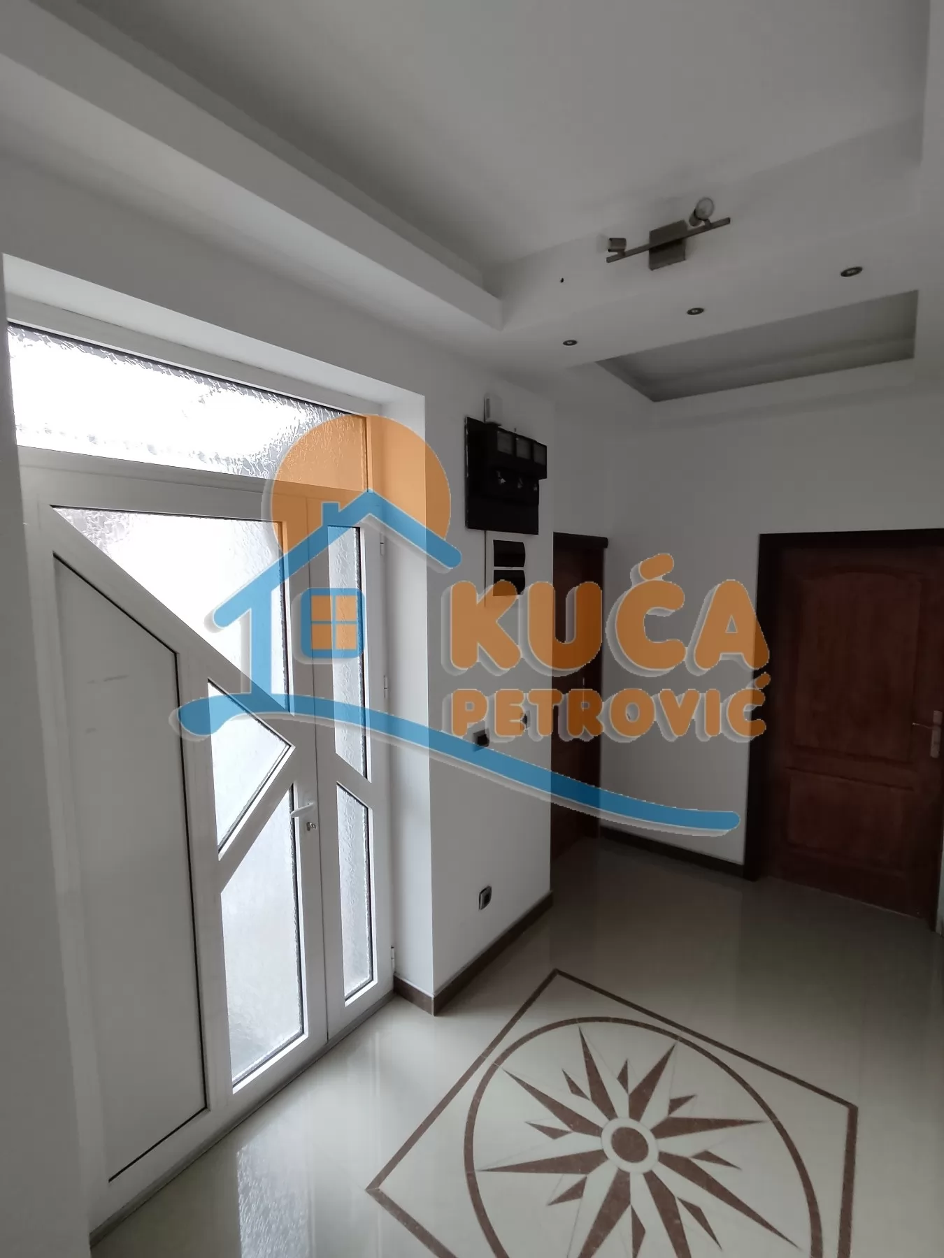 Lokal, 70 m2, Filozofski fakultet, Kralja Stefana Prvovenčanog ID: i-016499 9