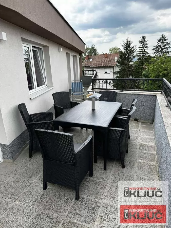 SREMSKA KAMENICA, 170m2, Lux, Četvorosoban, Namešten 8