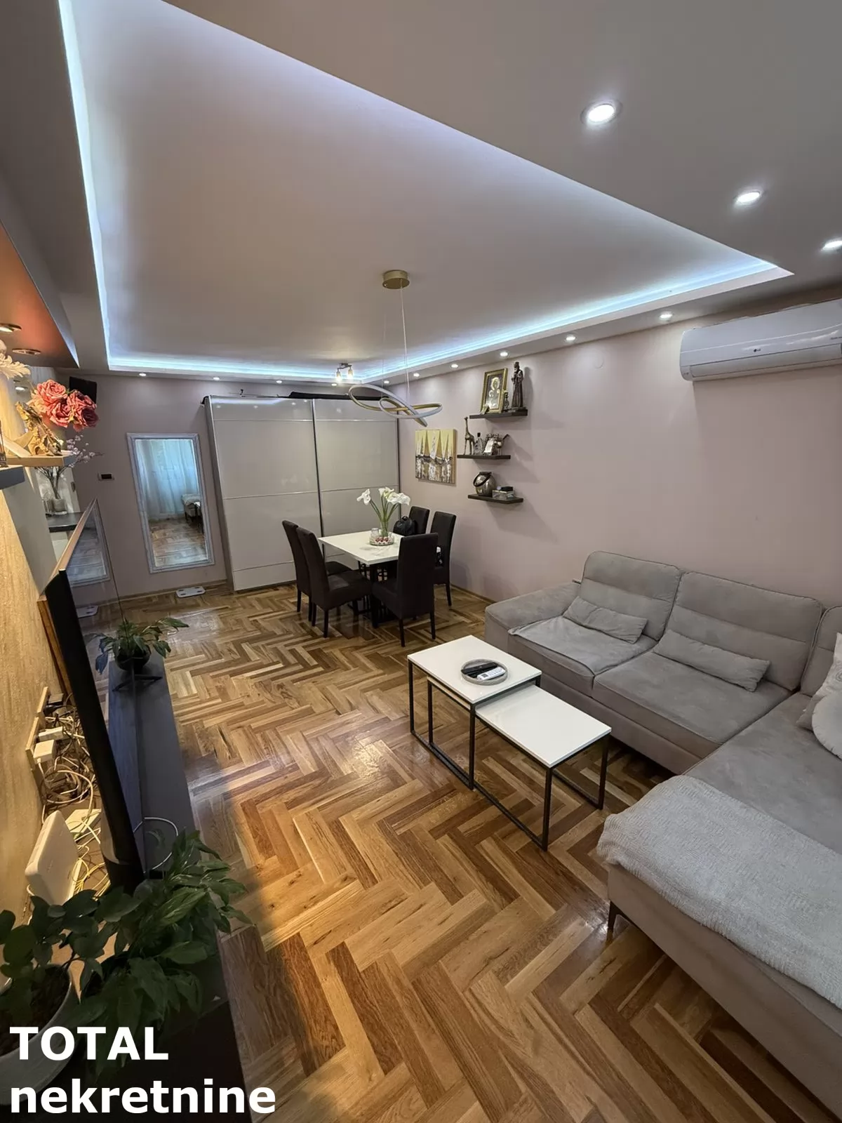 Stan,NOVI SAD,CENTAR,kv: 42.00, € 141000, ID: 1102560 3