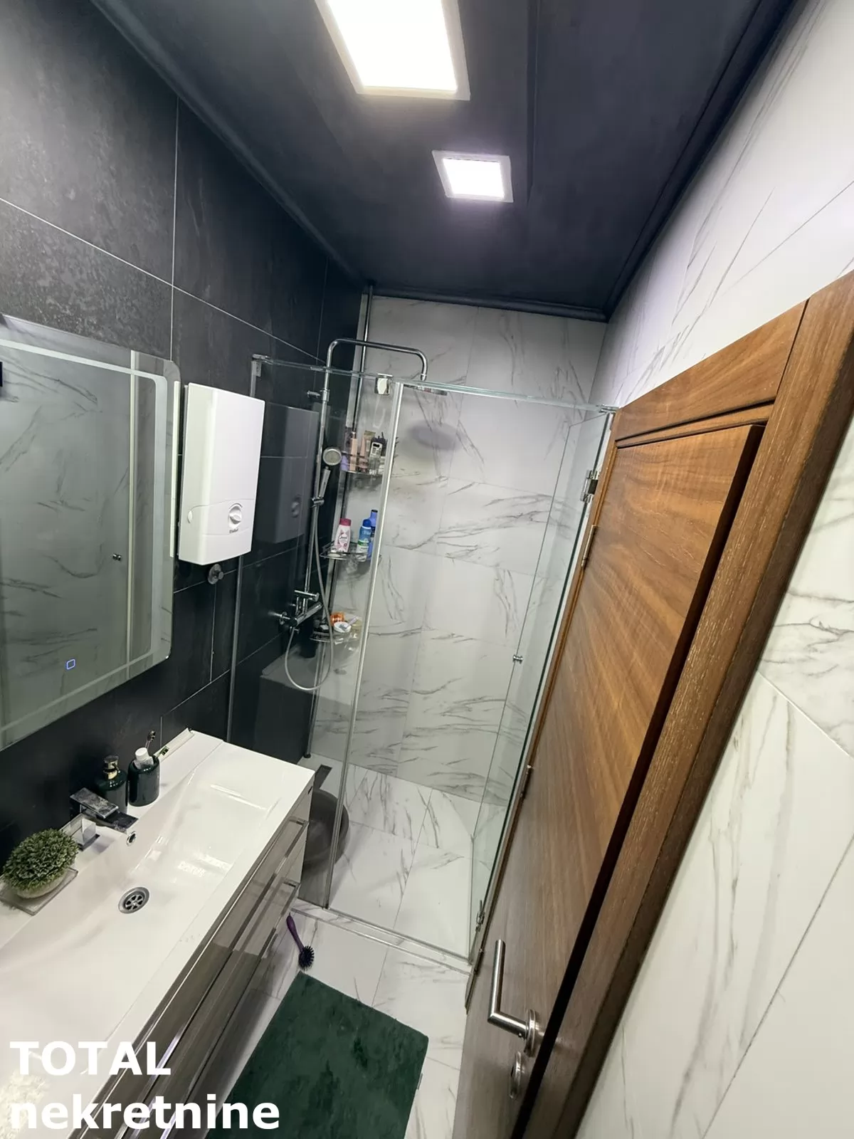 Stan,NOVI SAD,CENTAR,kv: 42.00, € 141000, ID: 1102560 6