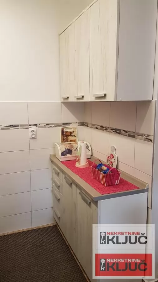 BETANIJA IZDAJE SE DVOSOBAN NAMEŠTEN STAN 15