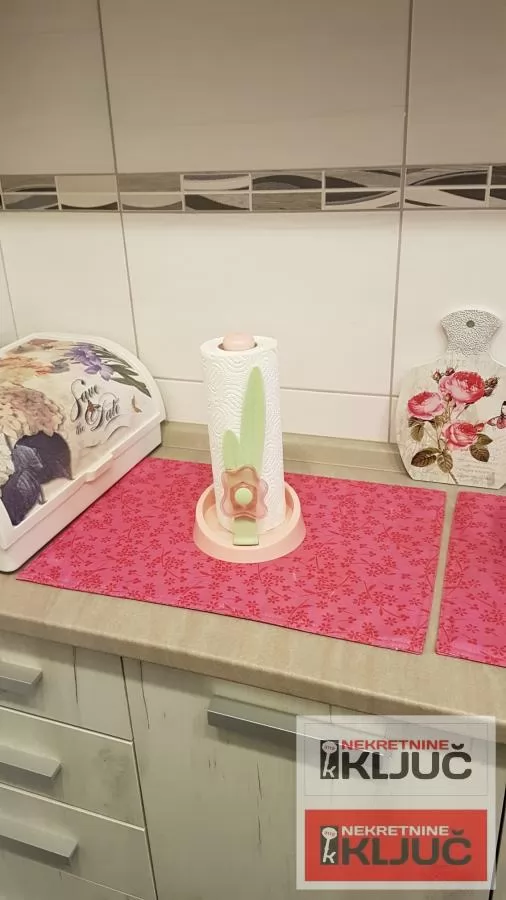 BETANIJA IZDAJE SE DVOSOBAN NAMEŠTEN STAN 16