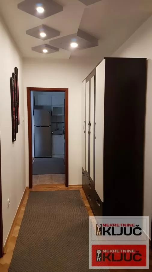 BETANIJA IZDAJE SE DVOSOBAN NAMEŠTEN STAN 18