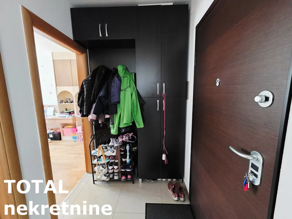 Stan,NOVI SAD,NOVA DETELINARA,kv: 69.00, € 215000, ID: 1102652 11