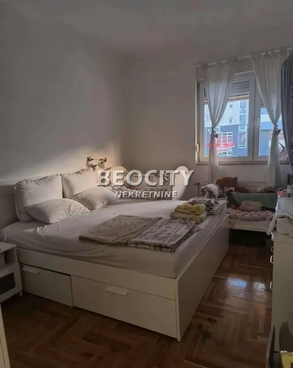 Dvosoban stan, 63 m2, Bulevar Evrope, Bulevar Evrope ID: 132573 4