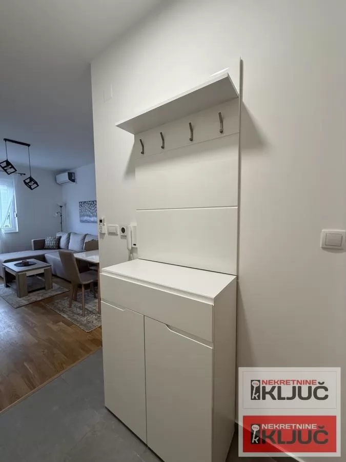 Dvosoban stan 37 m², Bulevar Evrope, Novi Sad, 2. sprat 10