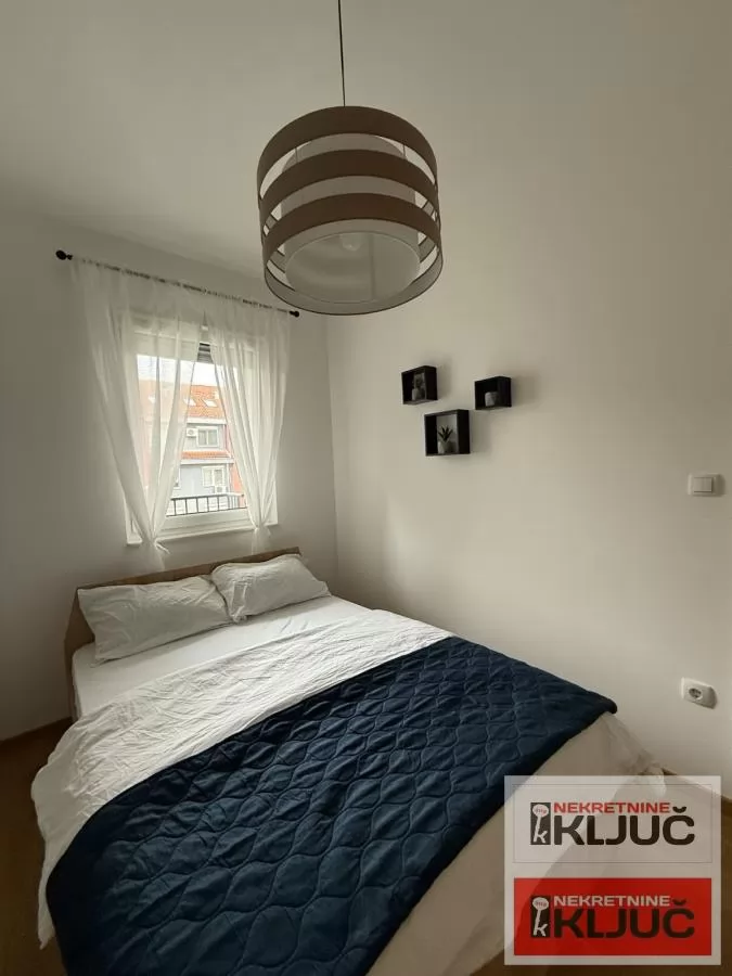 Dvosoban stan 37 m², Bulevar Evrope, Novi Sad, 2. sprat 13