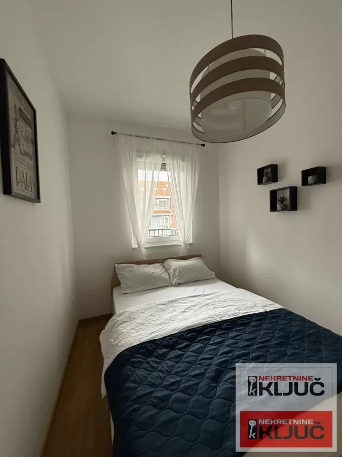 Dvosoban stan 37 m², Bulevar Evrope, Novi Sad, 2. sprat 16