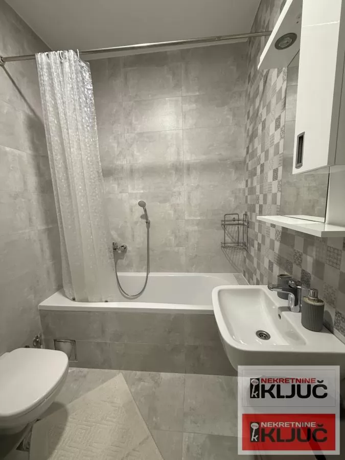 Dvosoban stan 37 m², Bulevar Evrope, Novi Sad, 2. sprat 18