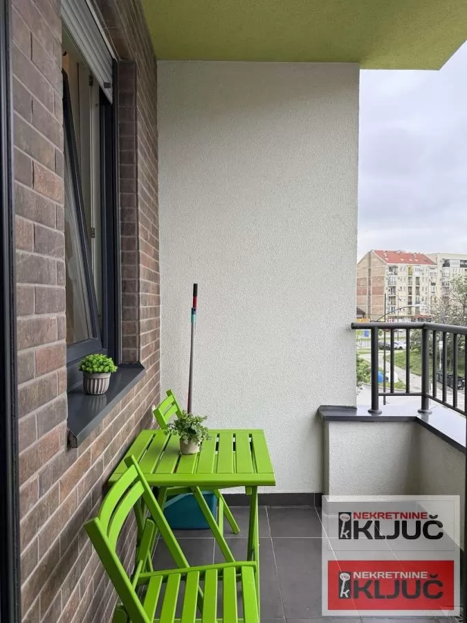Dvosoban stan 37 m², Bulevar Evrope, Novi Sad, 2. sprat 20