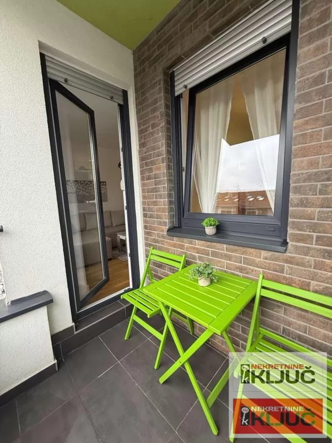 Dvosoban stan 37 m², Bulevar Evrope, Novi Sad, 2. sprat 21