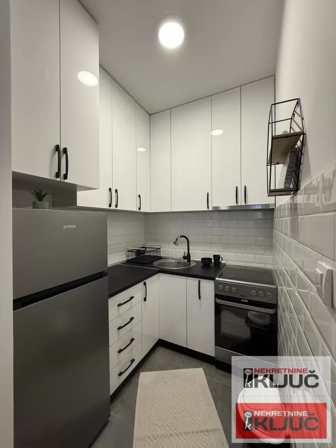 Dvosoban stan 37 m², Bulevar Evrope, Novi Sad, 2. sprat 6