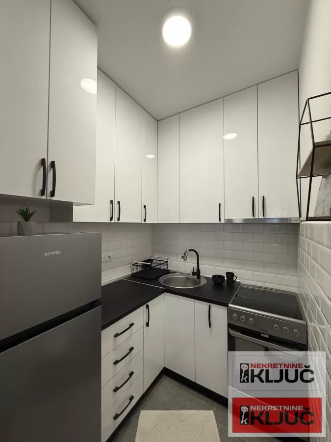 Dvosoban stan 37 m², Bulevar Evrope, Novi Sad, 2. sprat 7