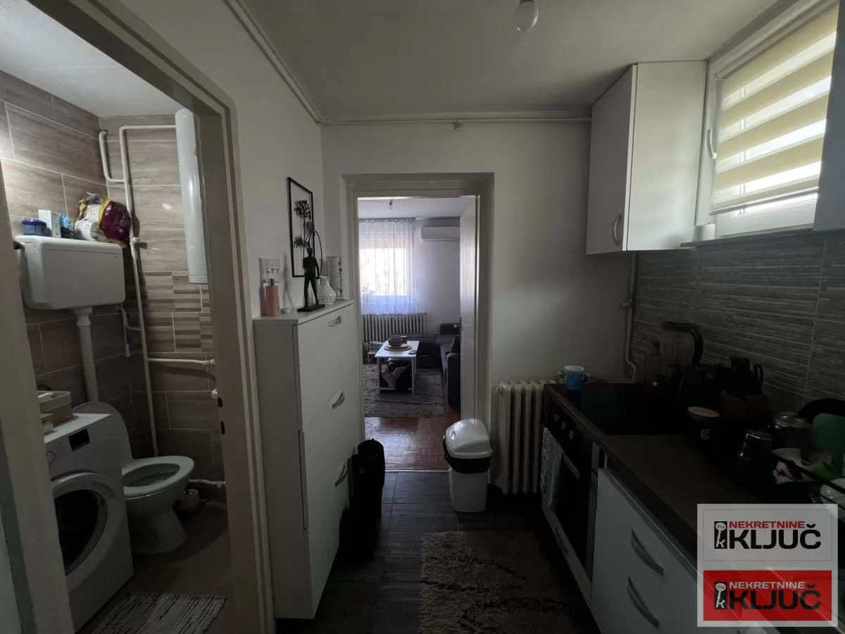 DETELINARA, 20m2, Garsonjera, Nameštena, Renovirana 10