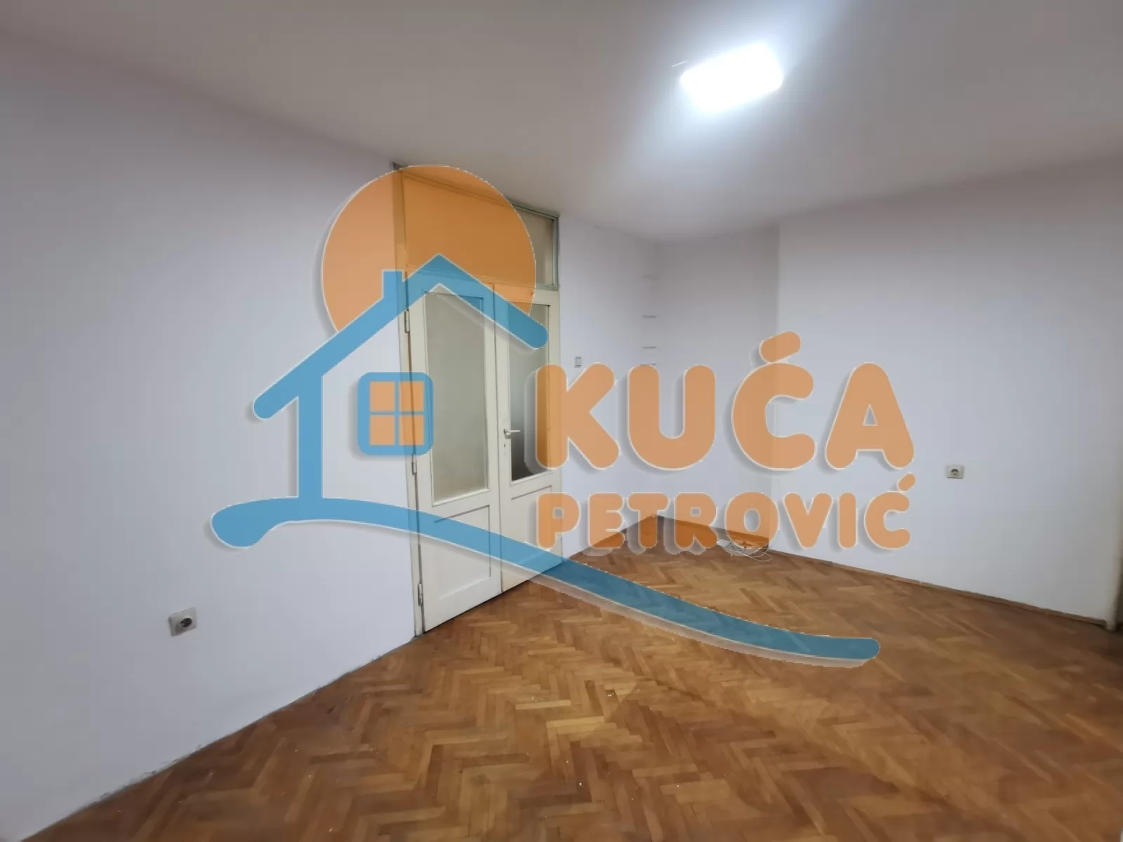 Dvosoban stan, 52 m2, Centar, Vožda Karađorđa ID: i-06523 1