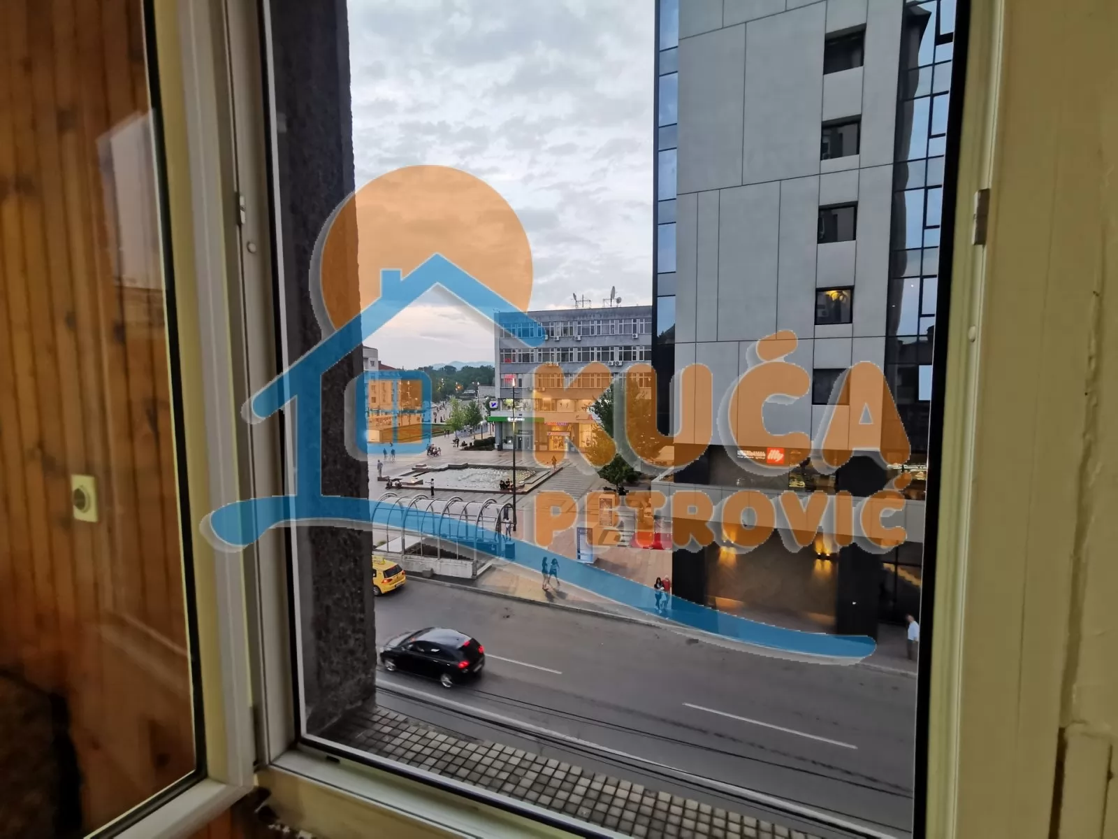 Dvosoban stan, 52 m2, Centar, Vožda Karađorđa ID: i-06523 13