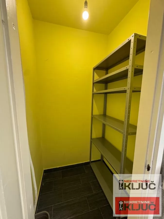 LIMAN 4 IZDAJE SE DVOSOBAN NAMEŠTEN STAN 10