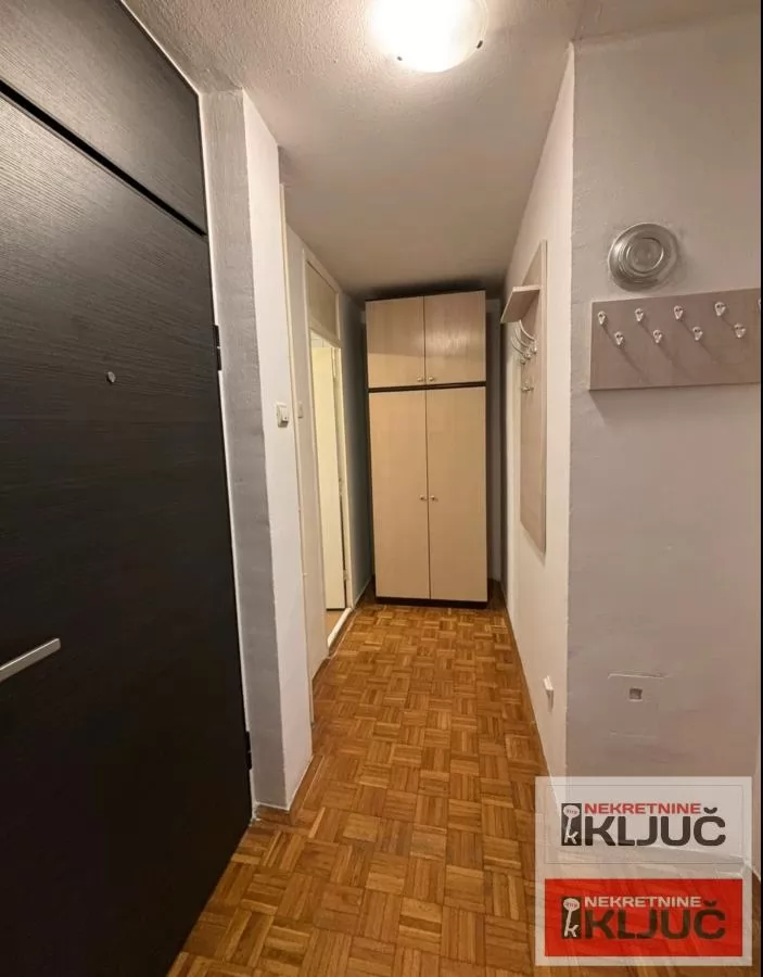 LIMAN 4 IZDAJE SE JEDNOIPOSOBAN NAMEŠTEN STAN 4