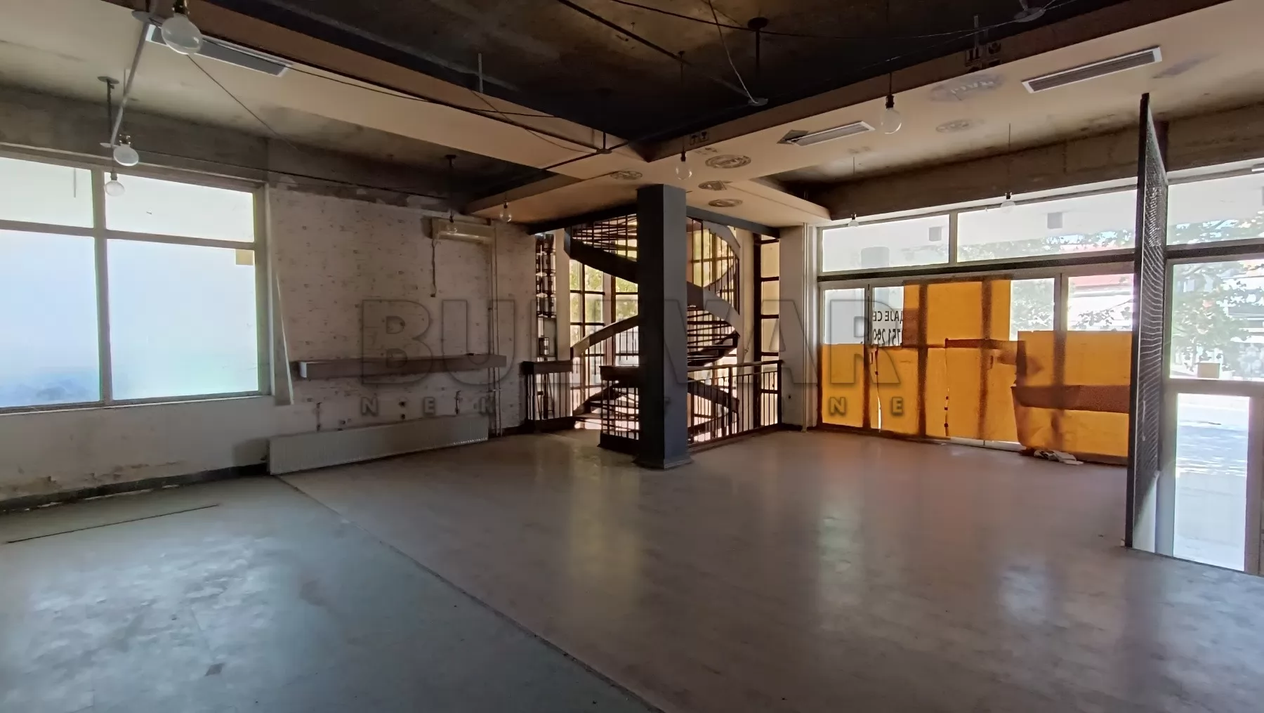 Lokal, 284 m2, Centar, Bulevar Oslobođenja ID: i-016520 2