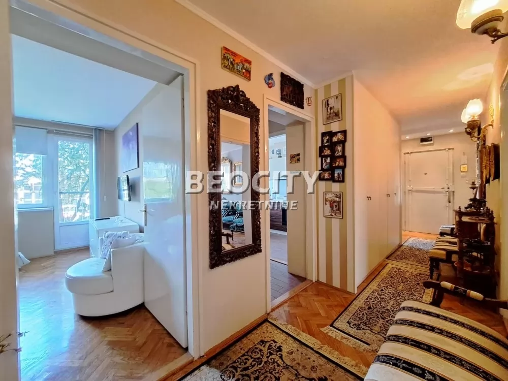 Trosoban stan, 100 m2, Vračar ID: 132579 12