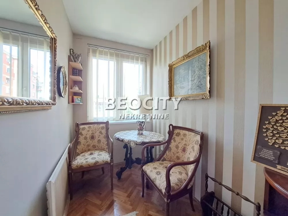 Trosoban stan, 100 m2, Vračar ID: 132579 16