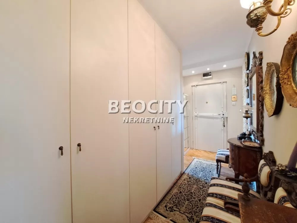 Trosoban stan, 100 m2, Vračar ID: 132579 18