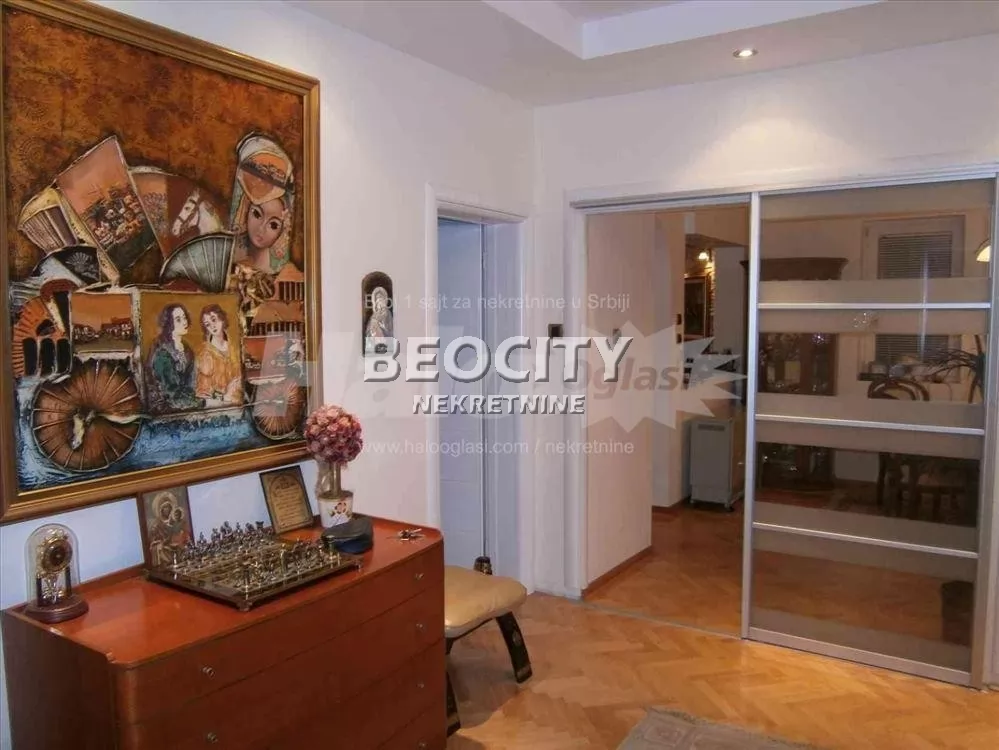 četvorosoban stan, 130 m2, Braće Jerković, Mihaila Petrova ID: 4198 12