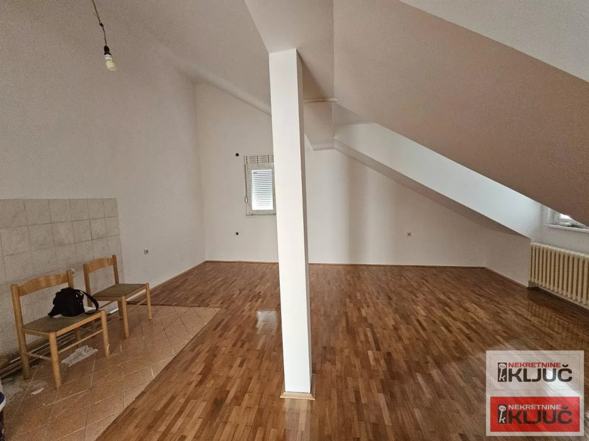 DETELINARA, 37m2, Jednoiposoban, Useljiv 4