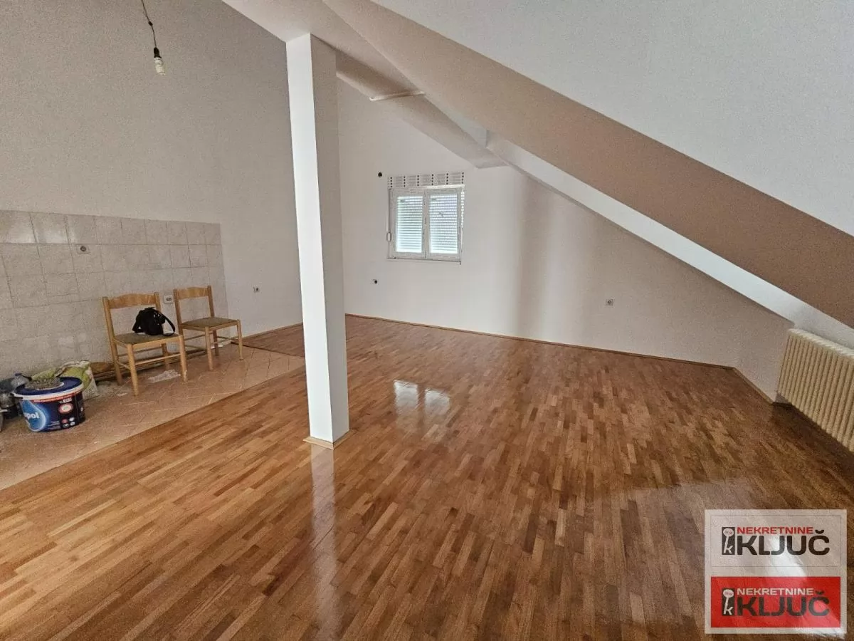 DETELINARA, 37m2, Jednoiposoban, Useljiv 5
