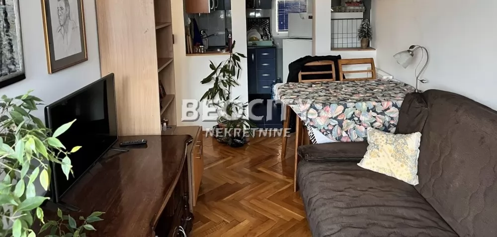 Dvosoban stan, 33 m2, Bulevar Evrope, Vardarska ID: 131932 2