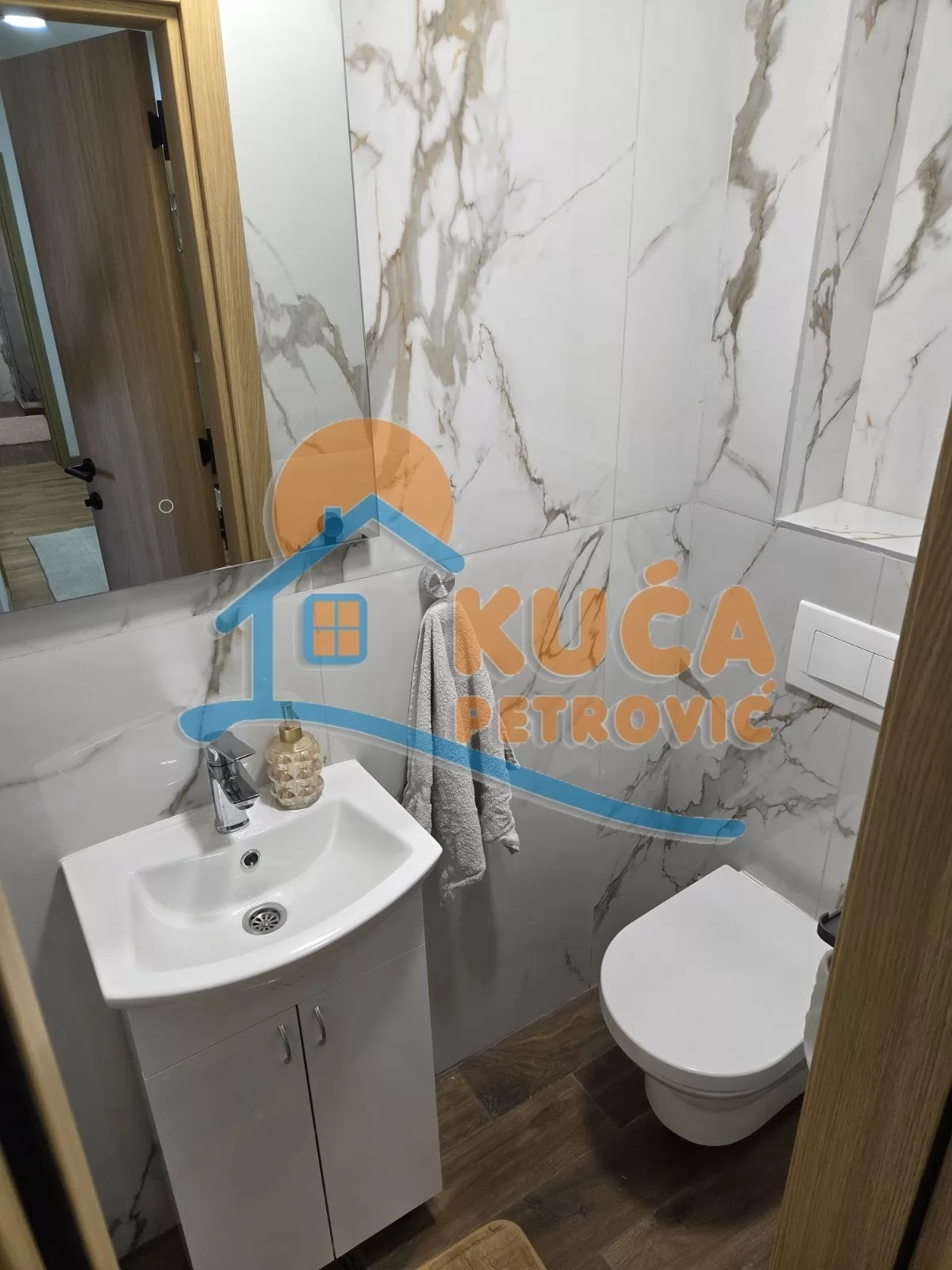 Dvosoban stan, 69 m2, Pantelej, Dejana Dinića ID: i-016547 9