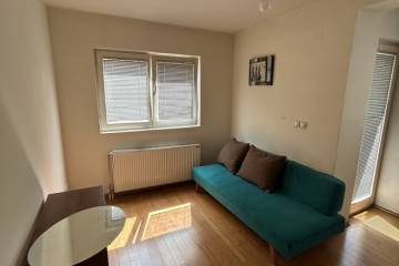 Izdavanje 2 0 stana sa terasom Mirijevo  37m2 1